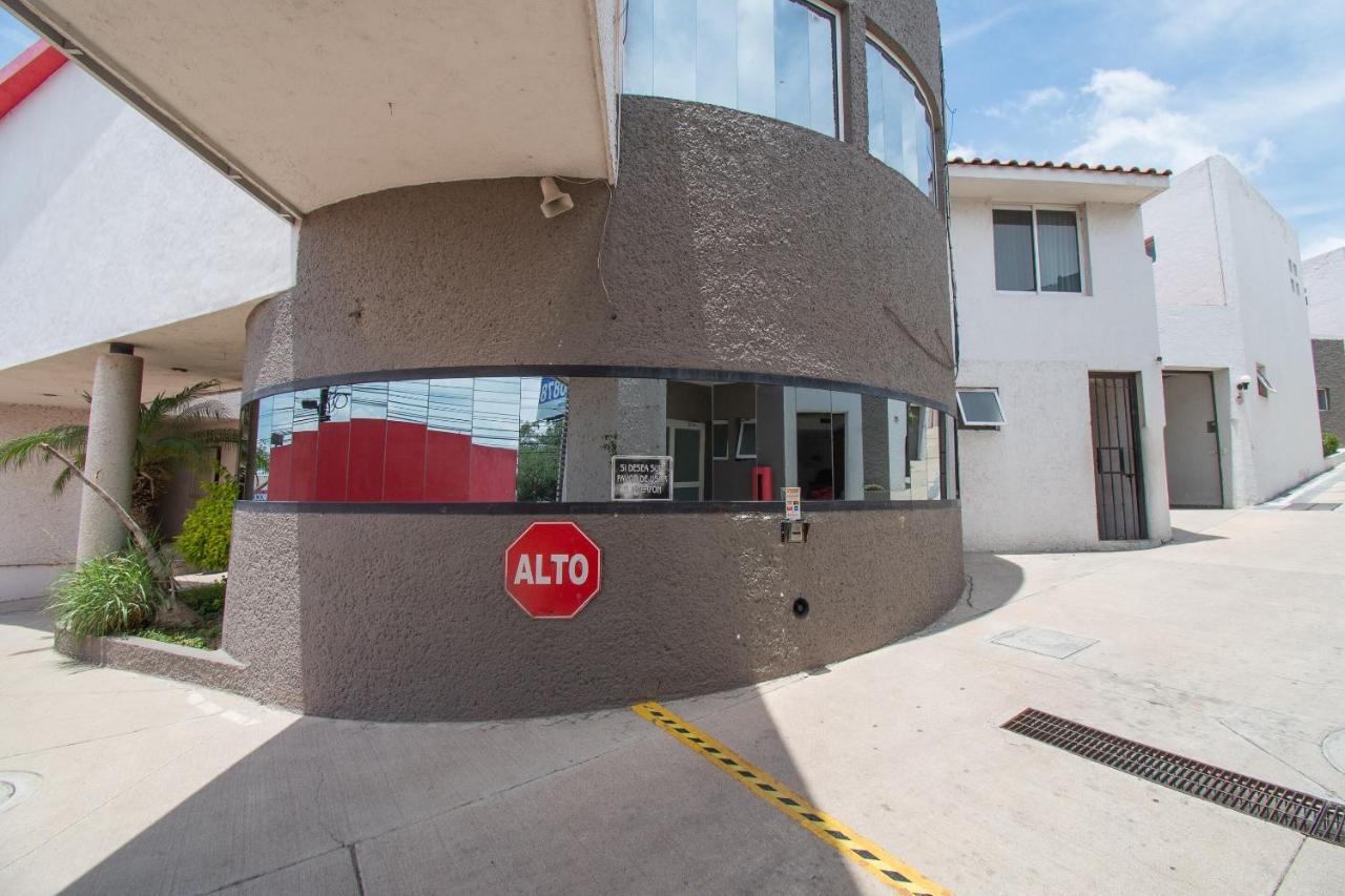 Auto Hotel Hacienda Arriba เลออน ภายนอก รูปภาพ