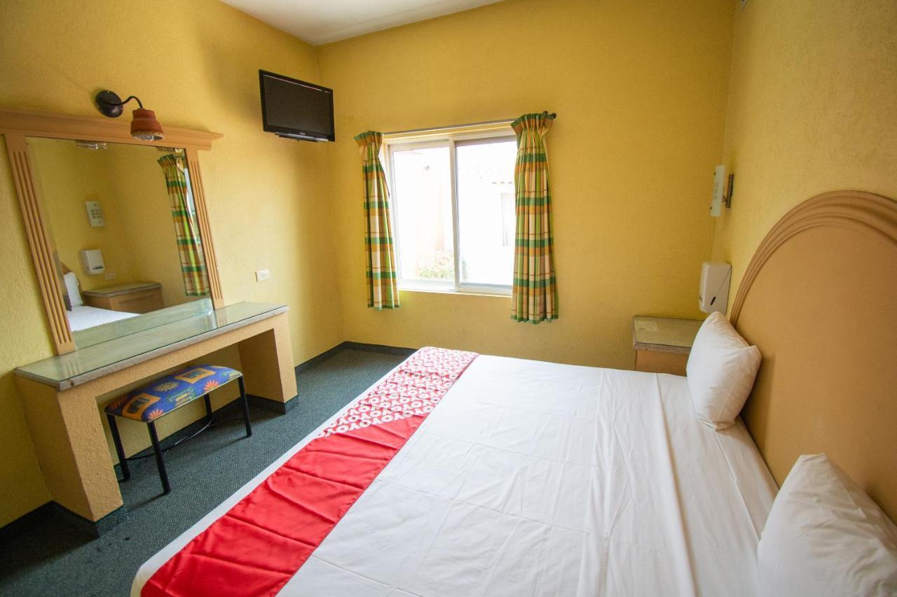 Auto Hotel Hacienda Arriba เลออน ภายนอก รูปภาพ