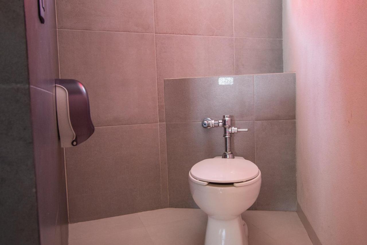 Auto Hotel Hacienda Arriba เลออน ภายนอก รูปภาพ