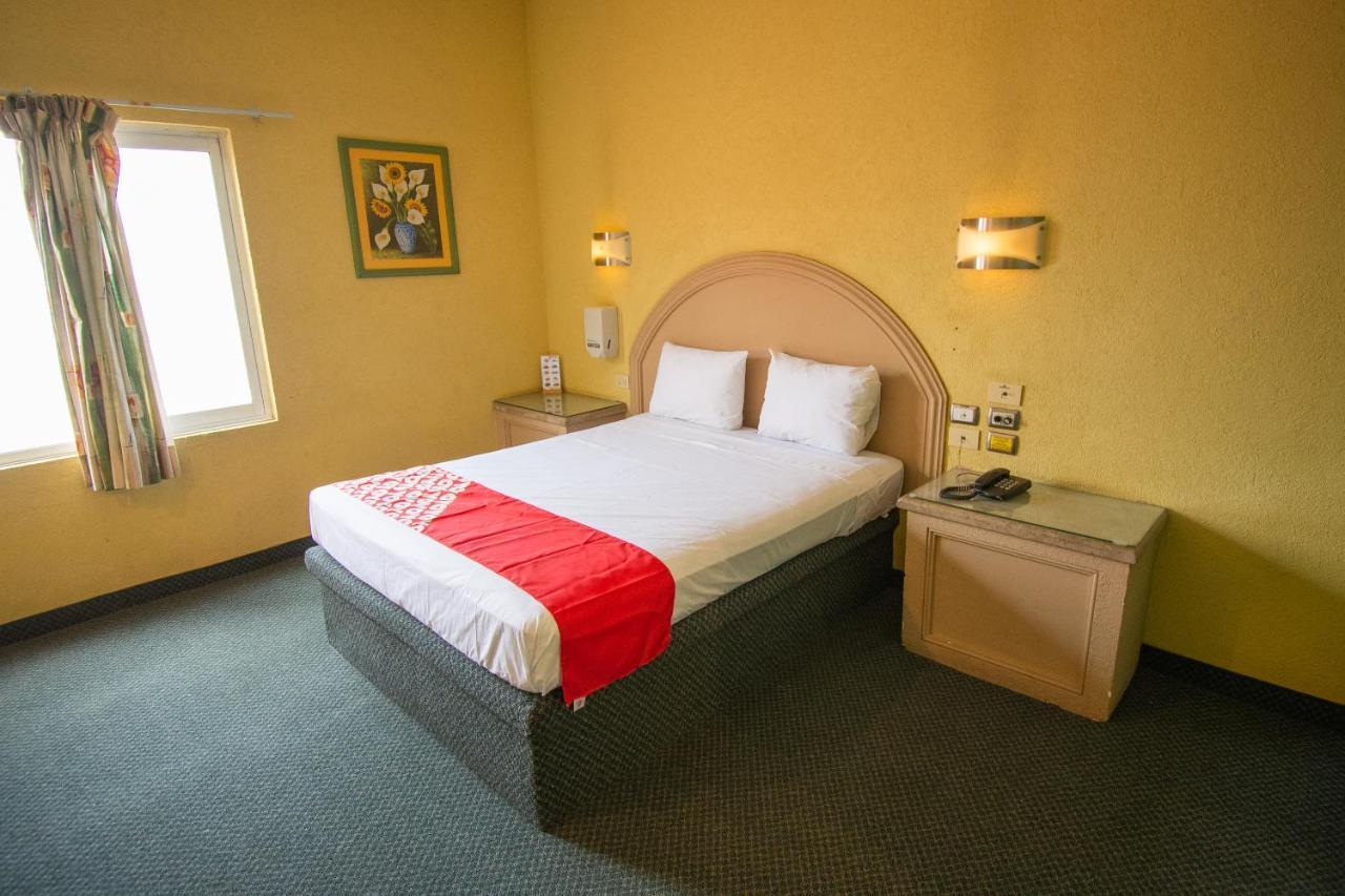 Auto Hotel Hacienda Arriba เลออน ภายนอก รูปภาพ