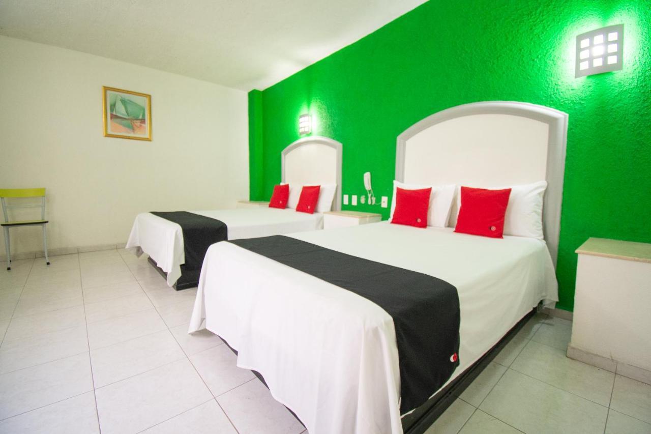 Auto Hotel Hacienda Arriba เลออน ภายนอก รูปภาพ