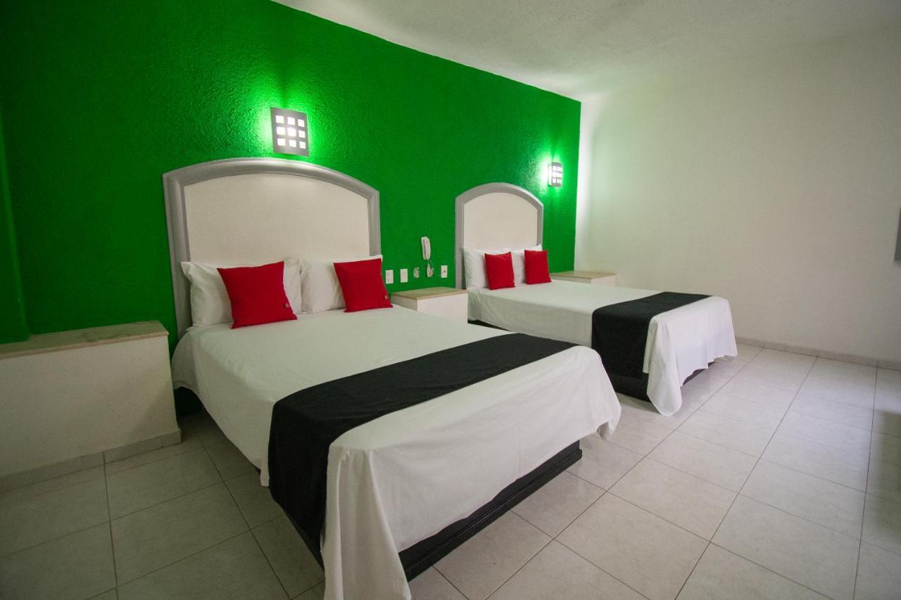 Auto Hotel Hacienda Arriba เลออน ภายนอก รูปภาพ